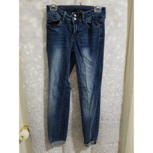 Women's Wax Jean Size 5 Blue Denim Cuffed